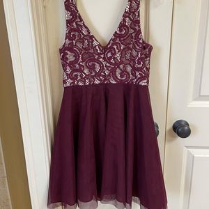 Perfect for Cotillion or school semi-formal events